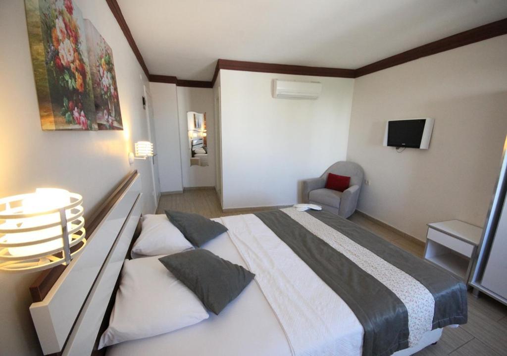 Lavinya Otel Tenedos Buitenkant foto