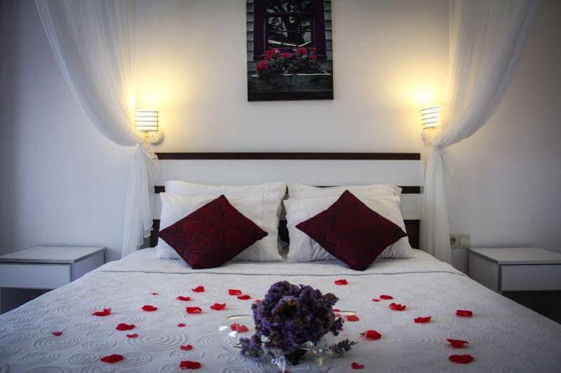 Lavinya Otel Tenedos Buitenkant foto